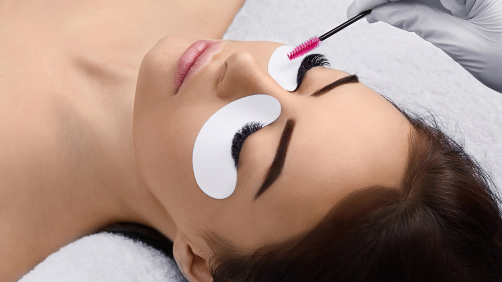 Eyelash Extension Treatment
