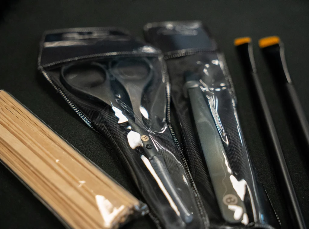 tbb-brow-wax-tint-kit-4
